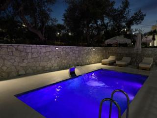 Hotel Villa Ambra - Ksamil - 8