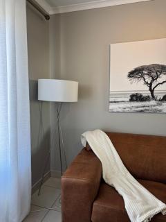 Oasis Sky Self Catering Apartment - Windhoek - 2