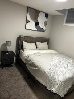 Bright & Spacious 2BR Getaway - Calgary - 9