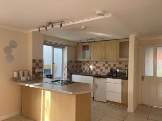 Pembrokeshire Sleep - Haverfordwest - 6
