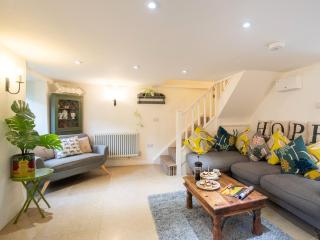 3 Bed in Charmouth DC080 - Charmouth - 8