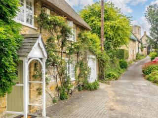 3 Bed in Beaminster 87914 - South Perrott - 9