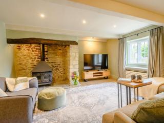 3 Bed in Beaminster 87914 - South Perrott - 3