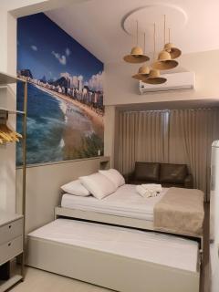 A blue nook the color of the sea - 7