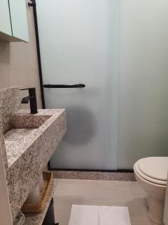 A blue nook the color of the sea - 6