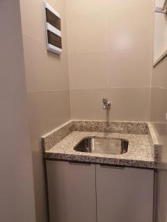 A blue nook the color of the sea - 2