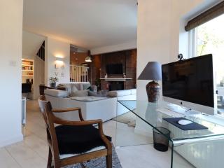 Forest Getaway - Slough - 4