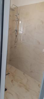Hotel LULI - Baks-Rrjoll - 7