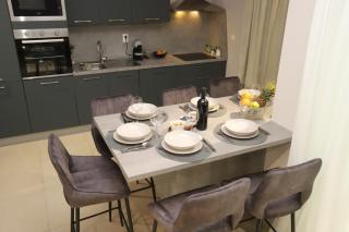 Brand New 3BR Apartment with Rooftop Sea View & Pool Villa Fiorentini Ciovo - Trogir - 5