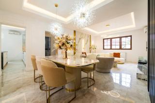 Fancy 3BR Penthouse - Rooftop and Private Office - 5