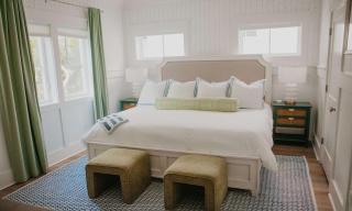Luxury 6 Br Sleeps 18 Private Heated Pool Fire Pit - Hilton Head Island - 3