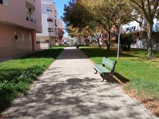 Spacious Double Room Garden View Good Natural Light SuperHost Stay - 9