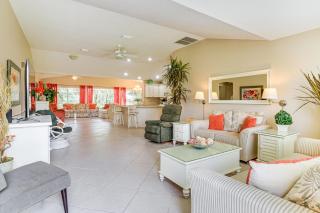 Single-Story Home with Golf Cart in The Villages - 7