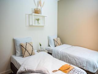 Spacious holiday home in Voorhuizen with terrace - Voorthuizen - 6