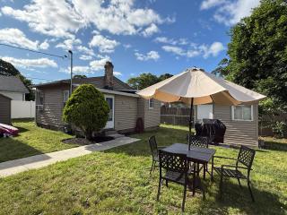 The Cozy Back Bungalow - Warwick - 8