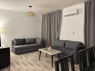 Luxury Inn 2BR at prime location in Madinaty B6 - Madinaty - 3