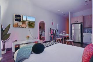 6min to Domain,12min DT Studio with Pool and Free Parking - Austin - 1