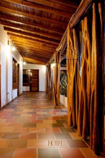 Hotel Madera y Tierra - Tame - 3