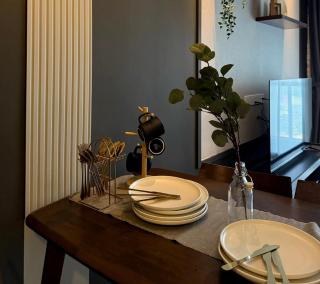 R&F Sea View 2BR Midnight Design 6-8pax Brand New - Johor Bahru - 9