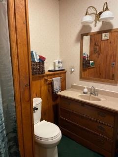 Watsons Woodland Manor at Deer Creek Winery - 9