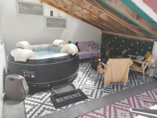 Escapade du Roi Henri IV à PAU MAISON Entièrement Privée 6 Personnes & BÉBÉ avec Piscine, SPA, Braséro & Plancha Idéal Vacances, Week-end, Repos ou Télétravail - Pau - 5