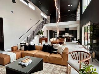 Spa Steam Room Jacuzzi Pool Events - Austin - 9
