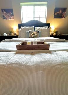 The Guesthouse l Creekside - - 0