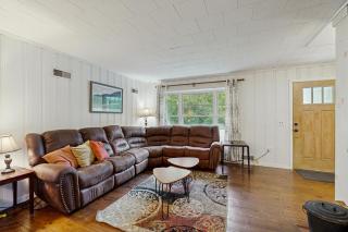 Perfect Mountain Location - 9