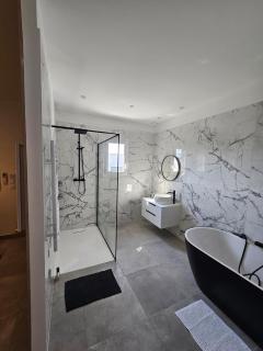 Entire place, fully air-conditioned - Malataverne - 8