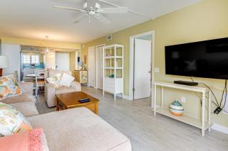 Gulf-View Condo with Beach Access in Hudson - Hudson - 2