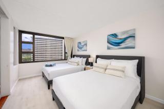 Waikiki Banyan - Nicely Remodeled, 5mins to the Beach & Free Parking - Honolulu - 9