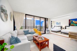 Waikiki Banyan - Nicely Remodeled, 5mins to the Beach & Free Parking - Honolulu - 0