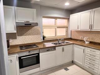 موج البحر ابراج الشاطئ مدينه الملك عبدالله الاقتصاديه عوائل فقط - 6