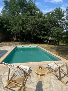 La Cigale- Rez de villa avec piscine - 1