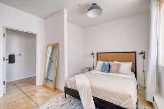 Studio Bliss Dual-Queen Stay in Vibrant Alberta - Portland - 5