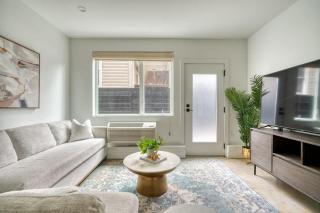 The Artist's Oasis on Alberta - 90 WalkScore - Portland - 1