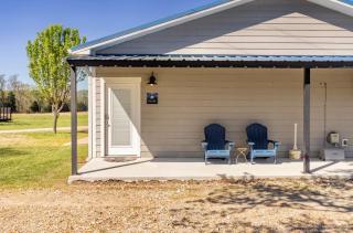 Country Suite Apartment near Lake Fork with Stocked Pond and Walking Trails - Emory - 3
