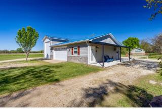 Country Suite Apartment near Lake Fork with Stocked Pond and Walking Trails - Emory - 4