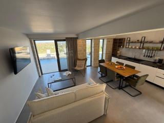 Sunrise Village Aptera Private Pool Villa - 3