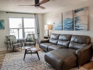The Midship Unit at Seahorse Rentals - Jacksonville Beach - 2