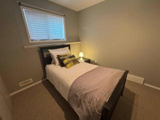 Heavenly Cozy Place Inc - Airdrie - 8