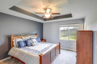 4 Mi to Offutt AFB - Family Home in Omaha Suburbs! - Bellevue - 1