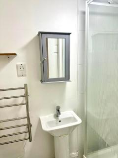 Stylish Studio Apartment - Birmingham - 3