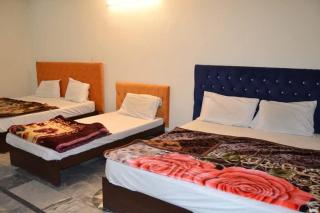 Hotel Pine breeze - - 2