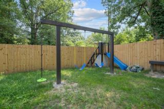 Family Fun! 2 Story Oasis and Pup Retreat Near RVA! - Richmond - 1