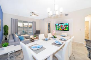 Disney Magic ChampionsGate Resort Town Home with Club House Pools Water Park Gym - 9