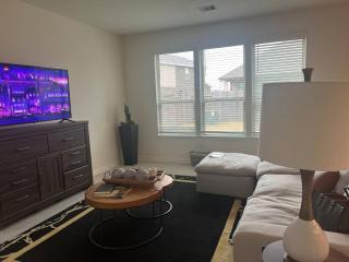 Summerhouse Villa 4br 2 and half ba Home - - 6