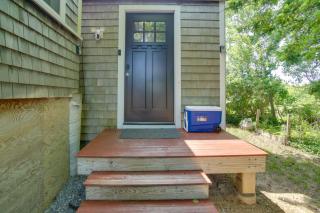 Walk to Beach and Lighthouse Oak Bluffs Studio! - Oak Bluffs - 9