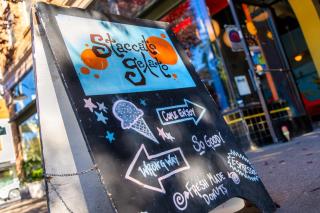 Stay Portland - La Casa Burnside - Local Eateries, Shops, and Bars - Portland - 6