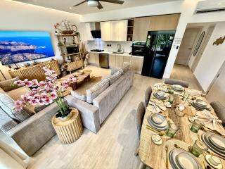 Tropical Escape with 3 Pools & Private Beach Club Aqua Esmeralda - La Laguna - 2